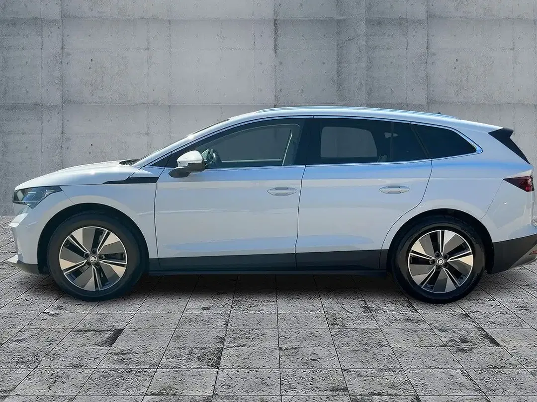 Skoda Enyaq 80 Suite - Thumbnail 3
