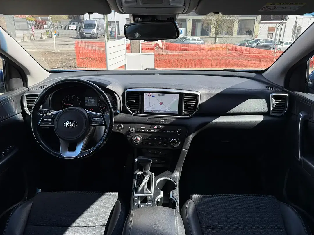 Kia Sportage 1.6 CRDi DCT - Thumbnail 8