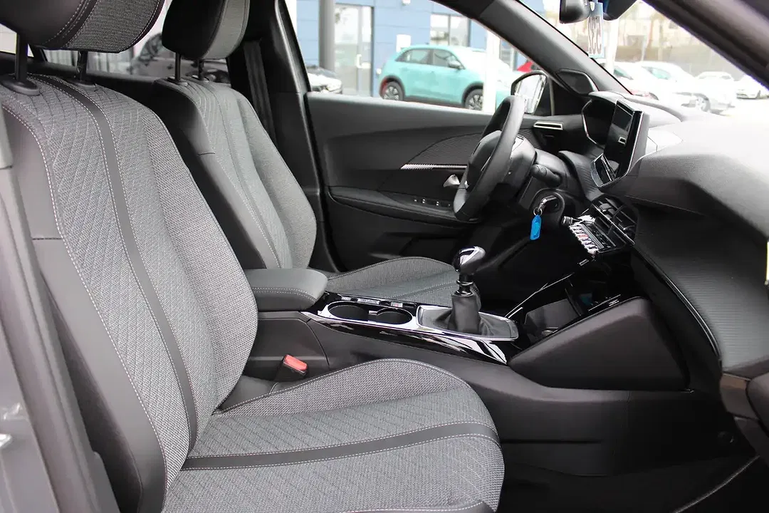 Peugeot 2008 100 PureTech Allure - Thumbnail 7