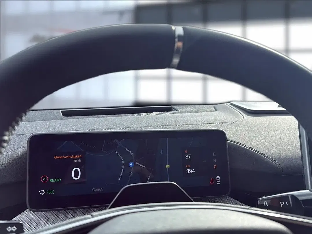 Polestar 4 Long Range - Thumbnail 13