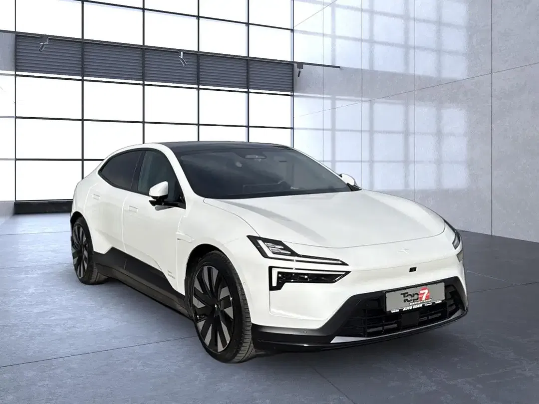 Polestar 4 Long Range - Thumbnail 5