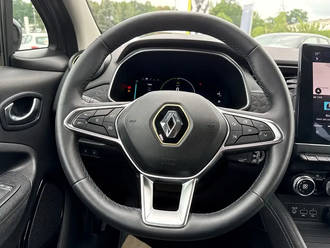Renault ZOE R135 Iconic - Thumbnail 15