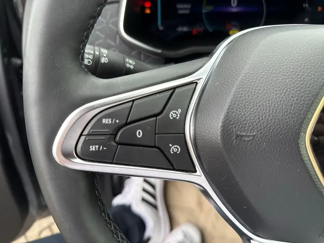 Renault ZOE R135 Iconic - Thumbnail 37