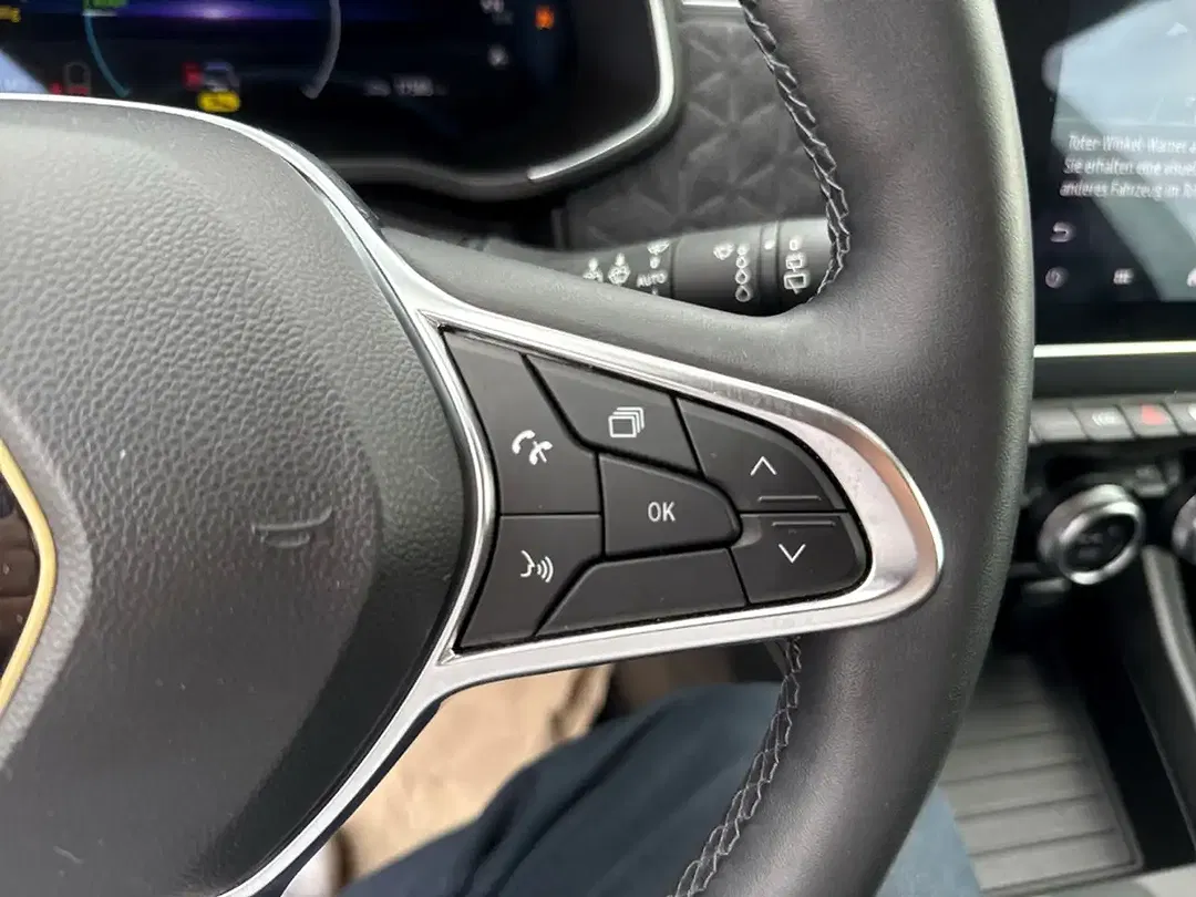 Renault ZOE R135 Iconic - Thumbnail 38