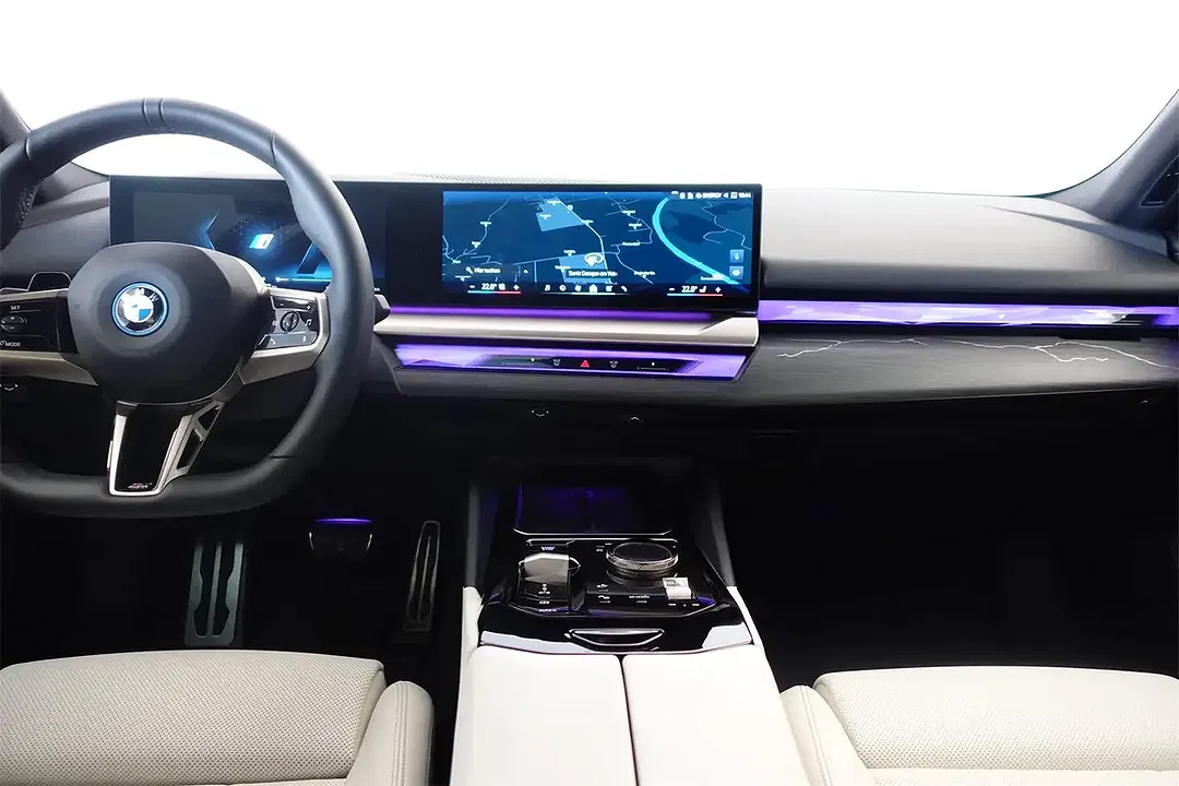 BMW i5 eDrive - foto 8