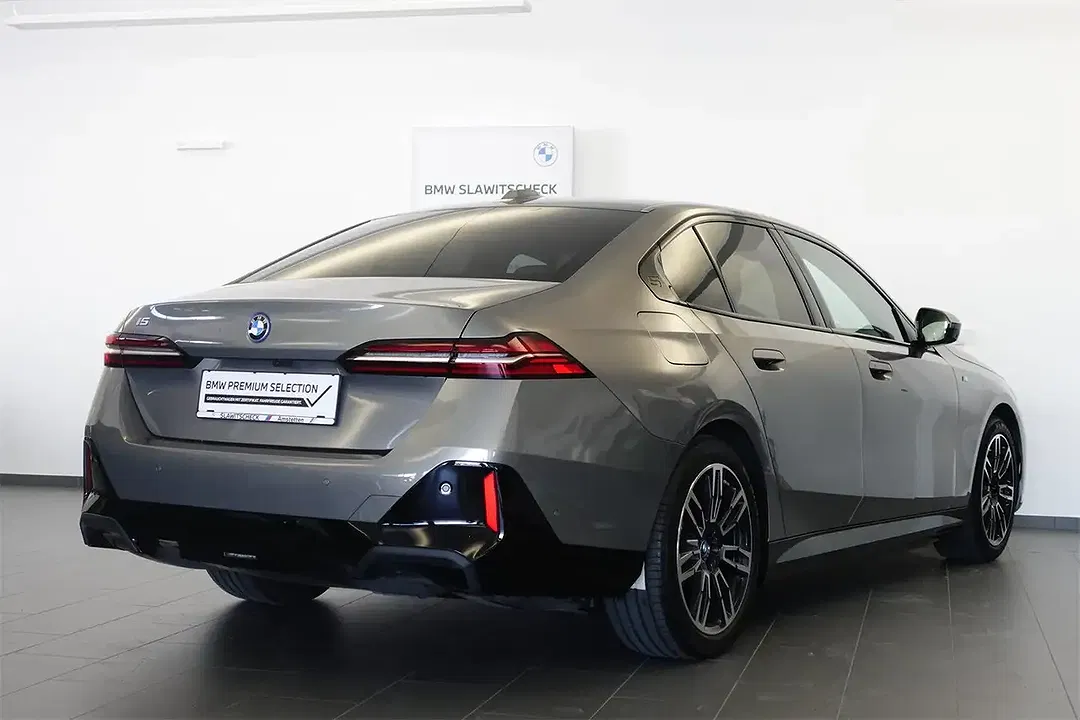 BMW i5 eDrive - foto 2
