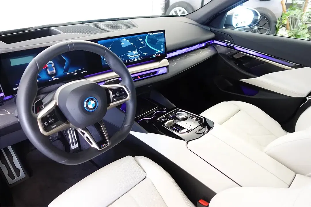 BMW i5 eDrive - Thumbnail 5