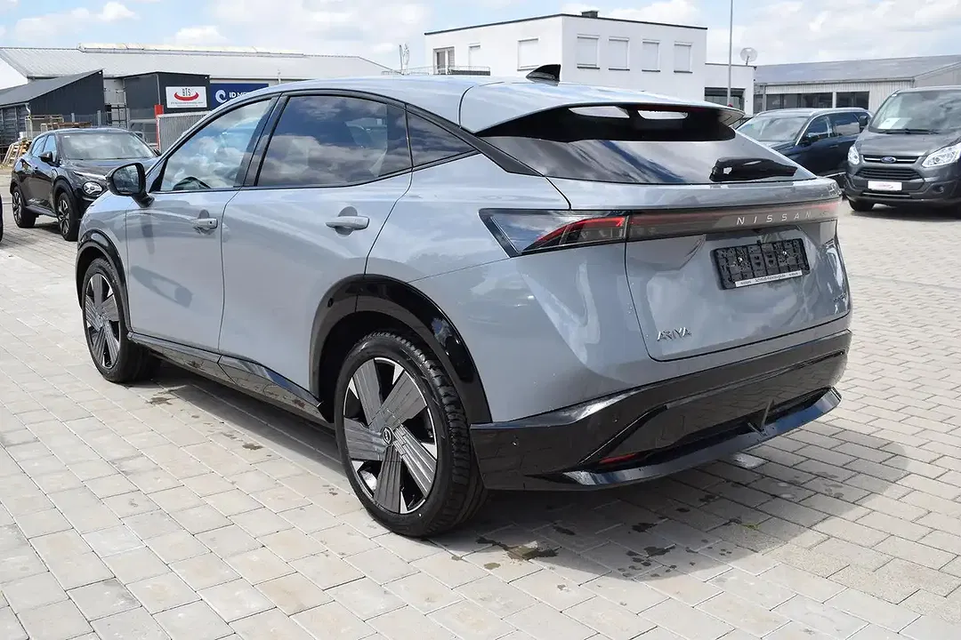 Nissan Ariya e-4ORCE 4x4 Evolve - Thumbnail 8