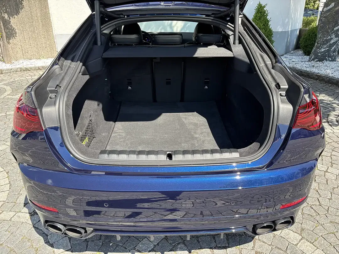 Alpina D4 SWITCH-TRONIC Allrad S Gran Coupe - foto 12