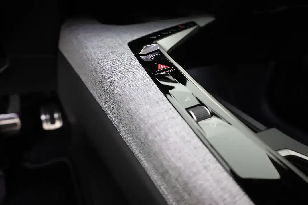 Peugeot 3008 145 AUT Hybrid GT - Thumbnail 13