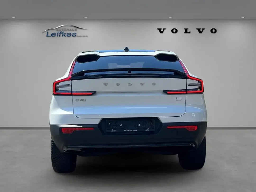 Volvo C40 EV Recharge Plus - Thumbnail 4