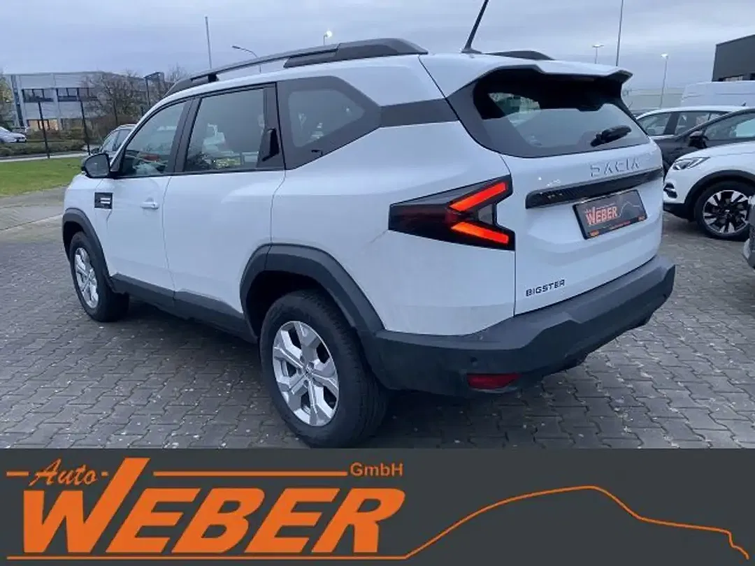 Dacia Bigster TCe Essential - Thumbnail 5