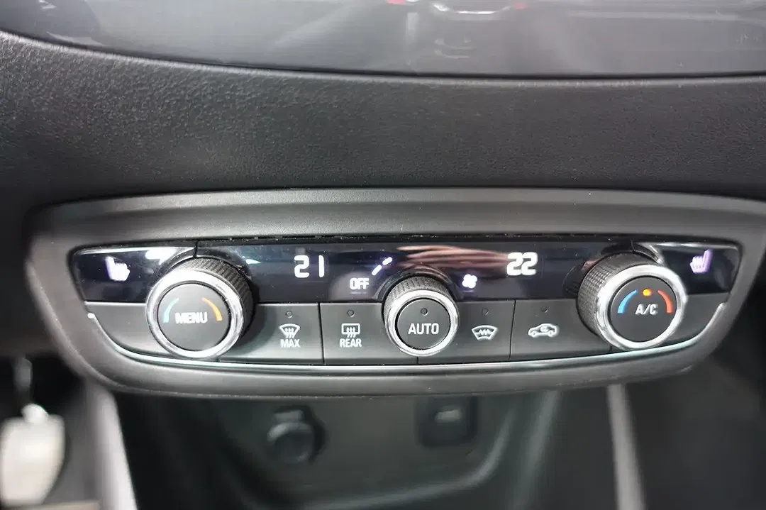 Opel Crossland X GS - Thumbnail 13