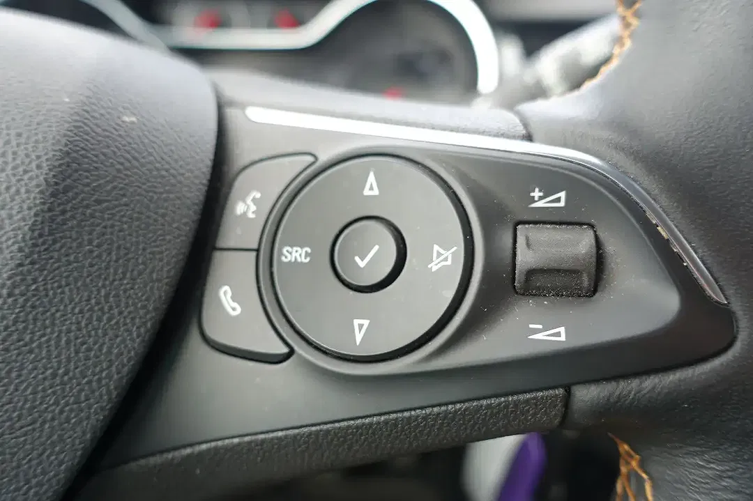 Opel Crossland X GS - Thumbnail 15