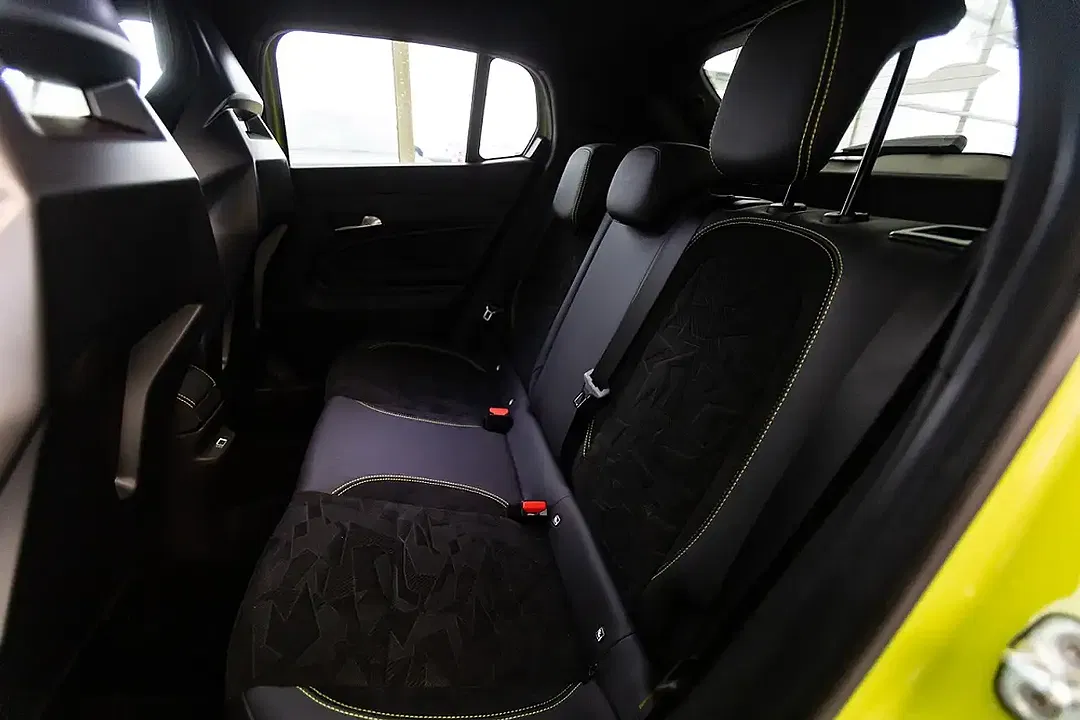 Abarth 600e Turismo - Thumbnail 10