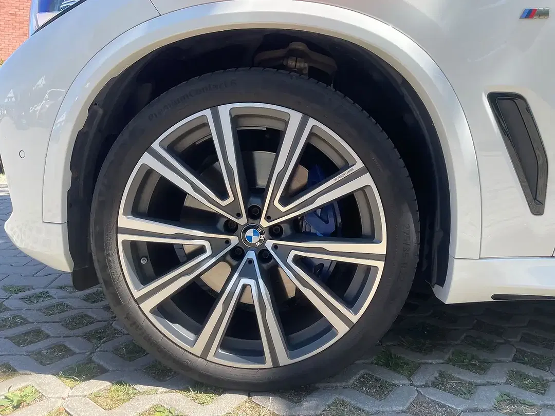 BMW X5 M50 - Thumbnail 10