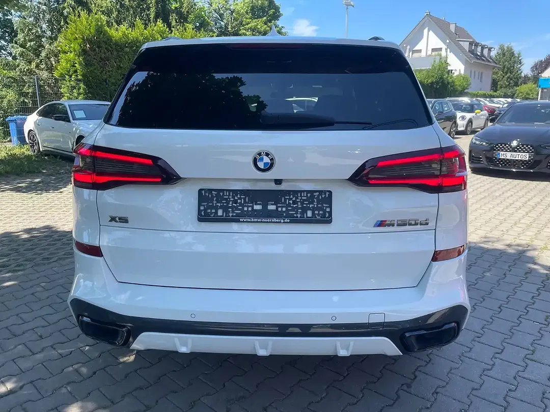 BMW X5 M50 - Thumbnail 4