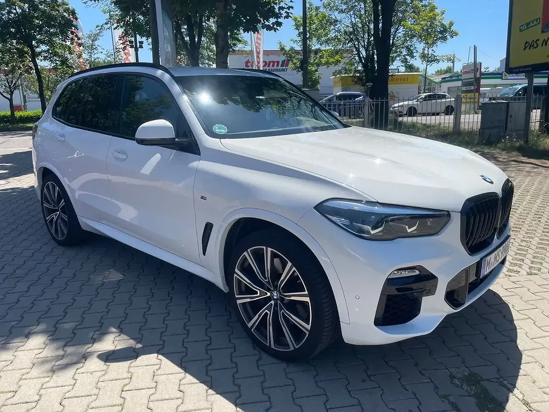 BMW X5 M50 - Thumbnail 8
