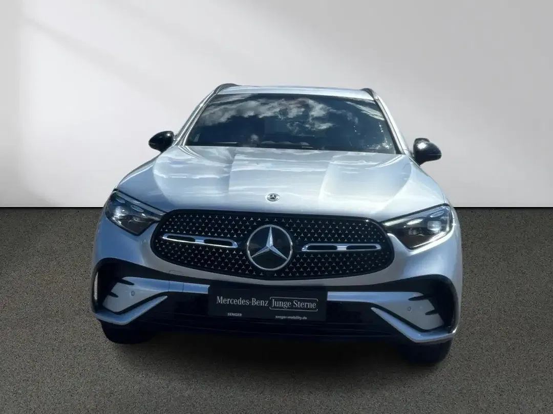 Mercedes-Benz GLC 200 4MATIC AMG Line Night - Thumbnail 4