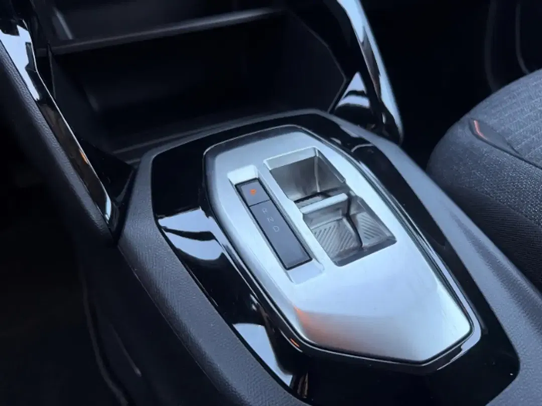 Peugeot 208 110 Hybrid Style - Thumbnail 15