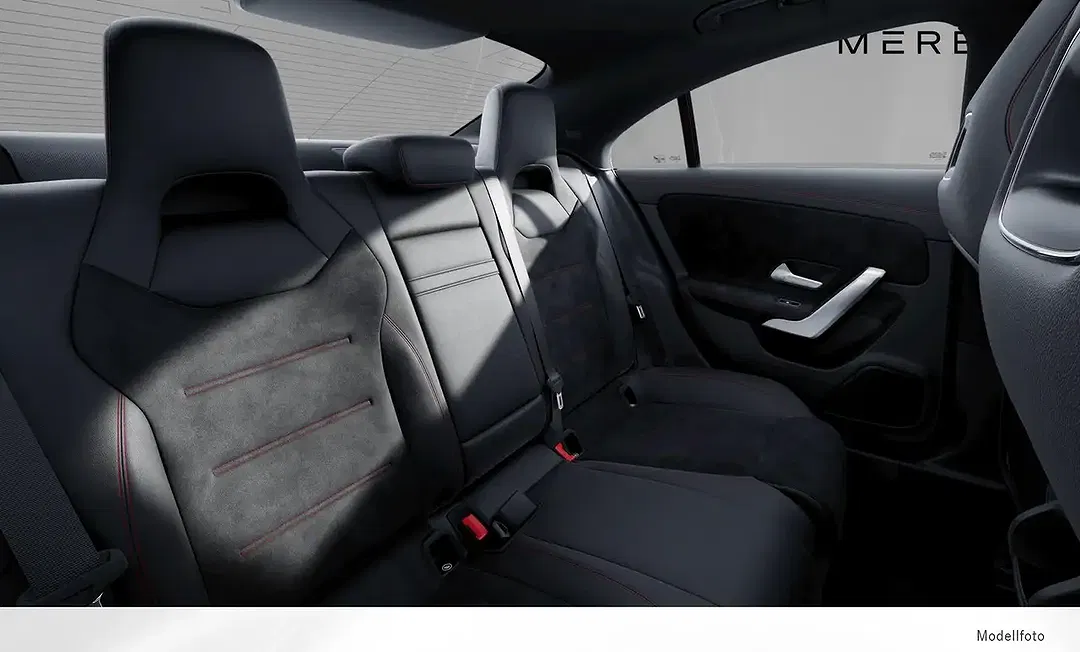 Mercedes-Benz CLA 180 - Thumbnail 6