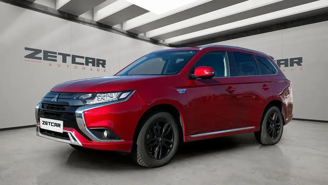 Mitsubishi Outlander PHEV 4WD - foto 1