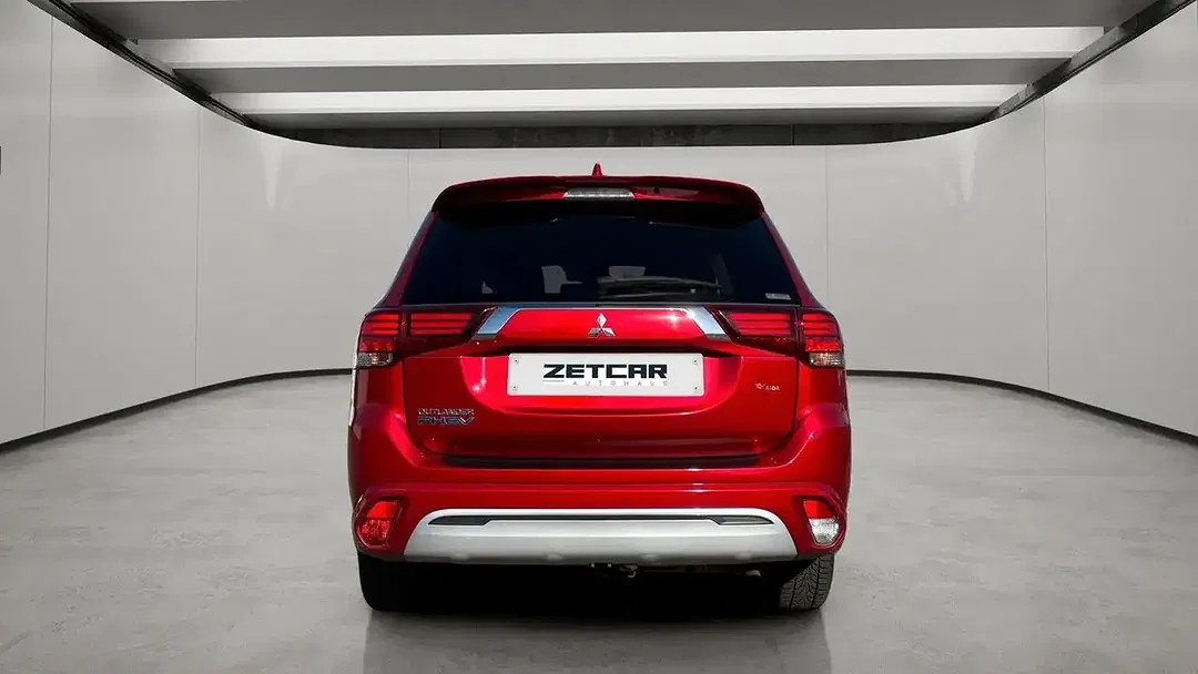 Mitsubishi Outlander PHEV 4WD - Thumbnail 4