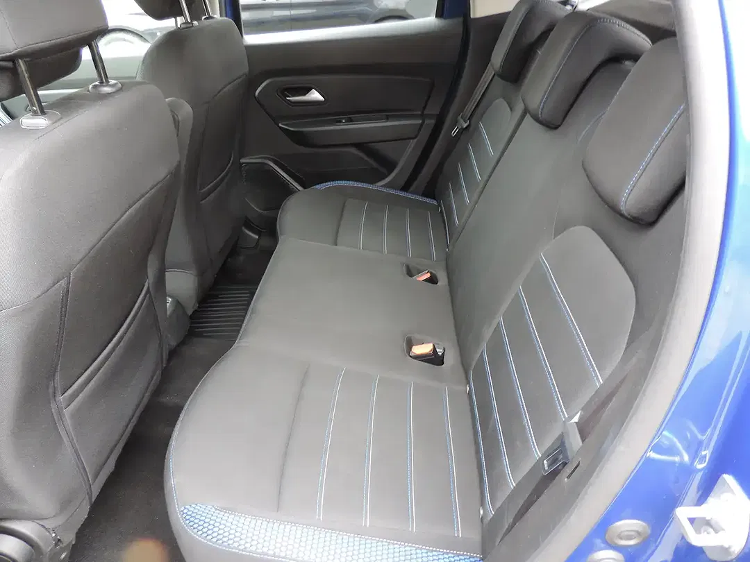 Dacia Duster Celebration - Thumbnail 14