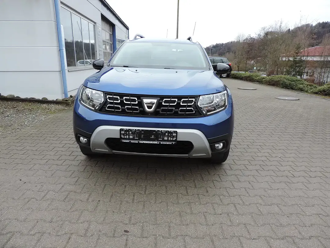 Dacia Duster Celebration - Thumbnail 3