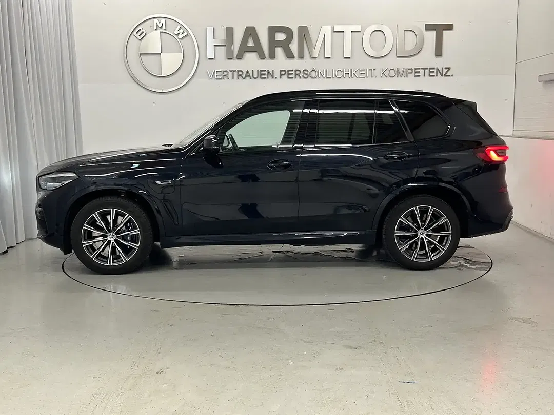 BMW X5 xDrive - foto 2