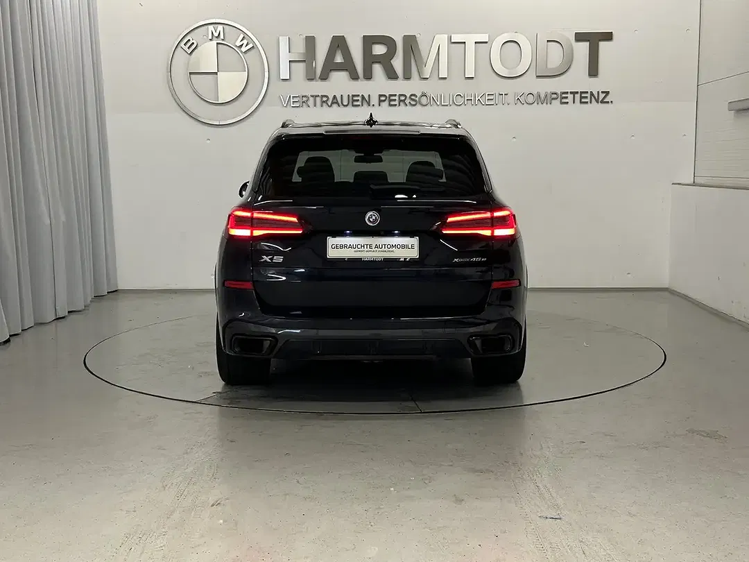 BMW X5 xDrive - Thumbnail 3