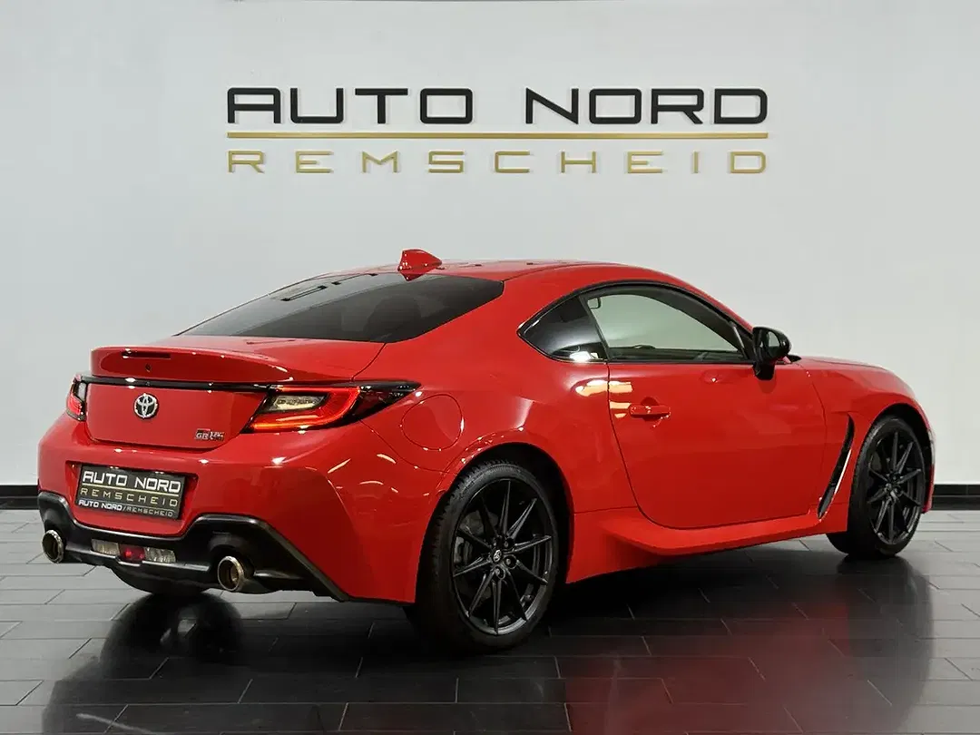 Toyota GR86 Premium - Thumbnail 7