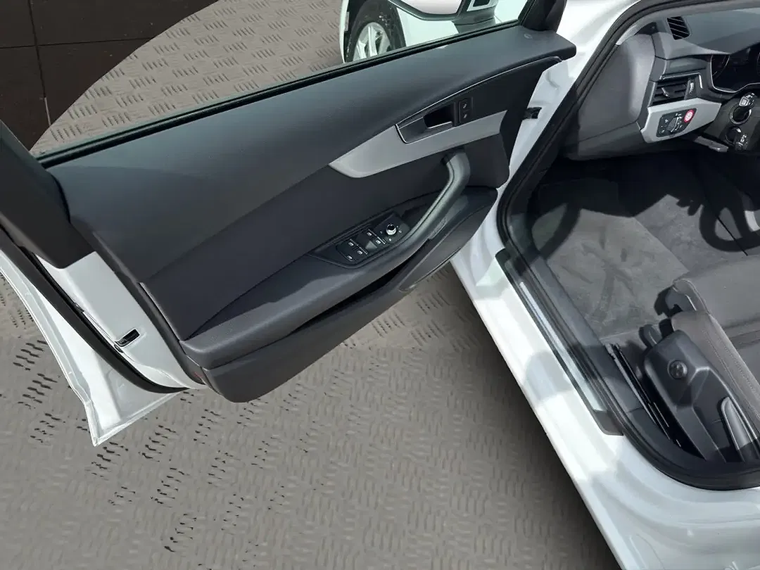 Audi A4 Avant - Thumbnail 9