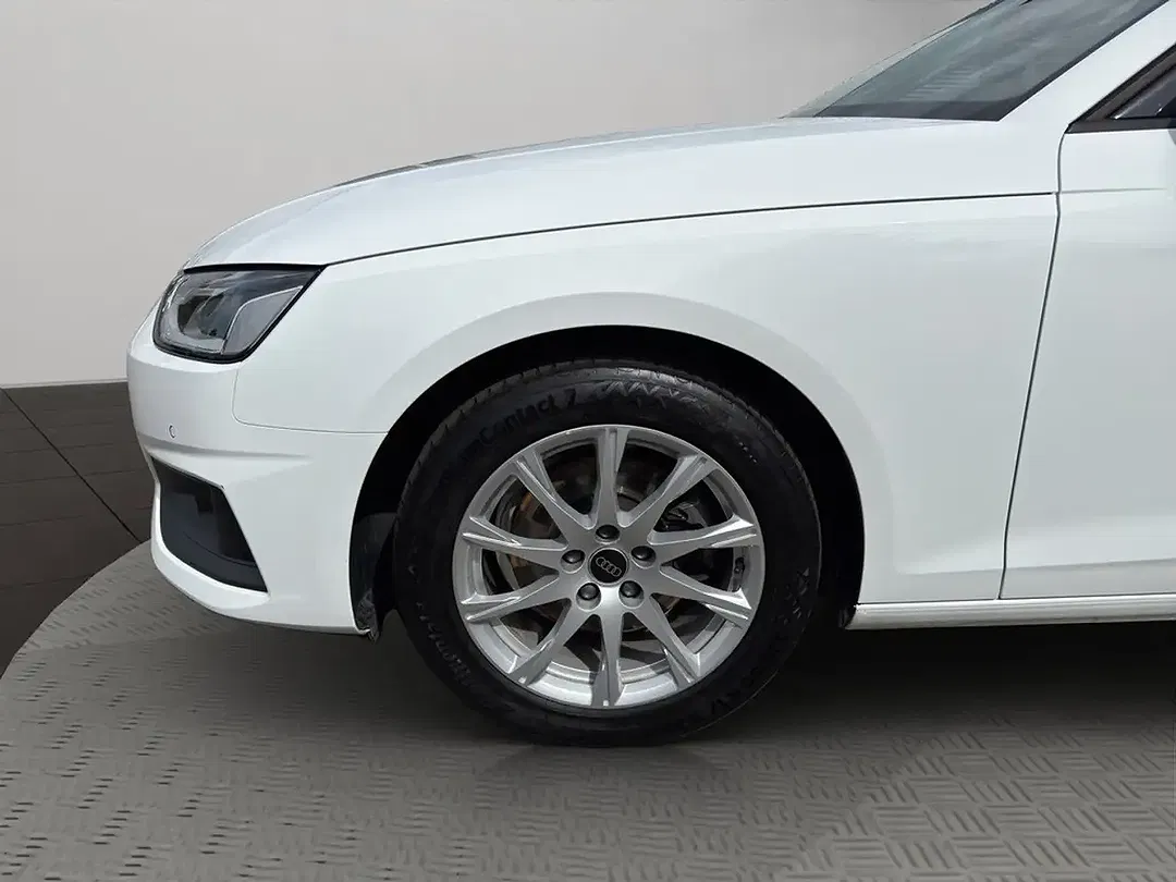 Audi A4 Avant - Thumbnail 2