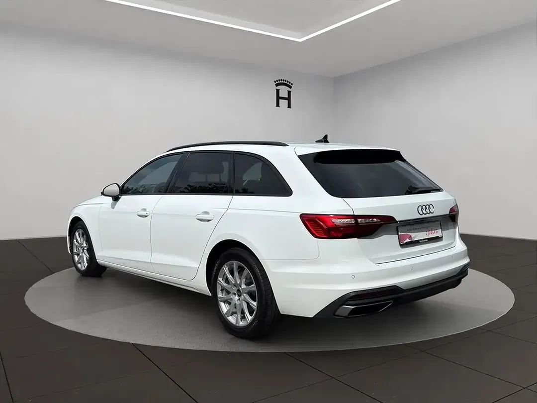 Audi A4 Avant - Thumbnail 3