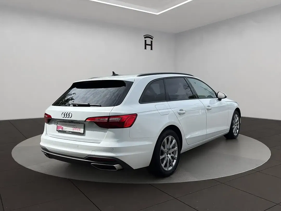 Audi A4 Avant - Thumbnail 5