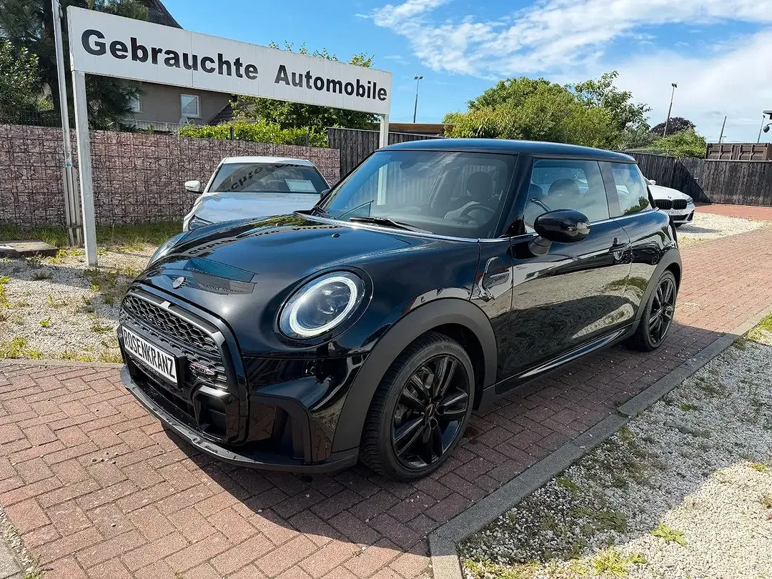 MINI One JCW Trim - foto 1
