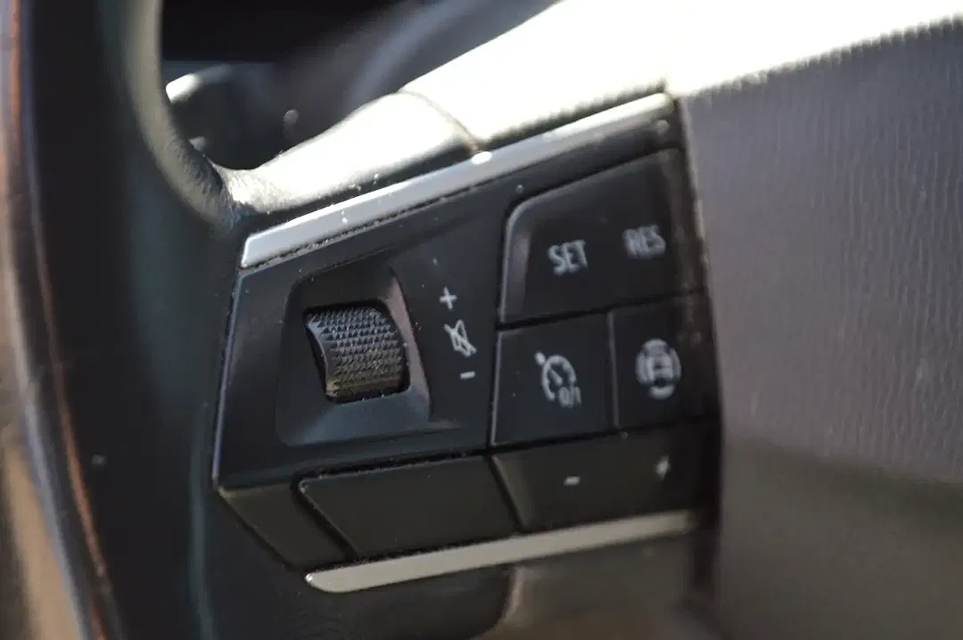 SEAT Leon e-Hybrid 1.4 DSG FR - Thumbnail 11