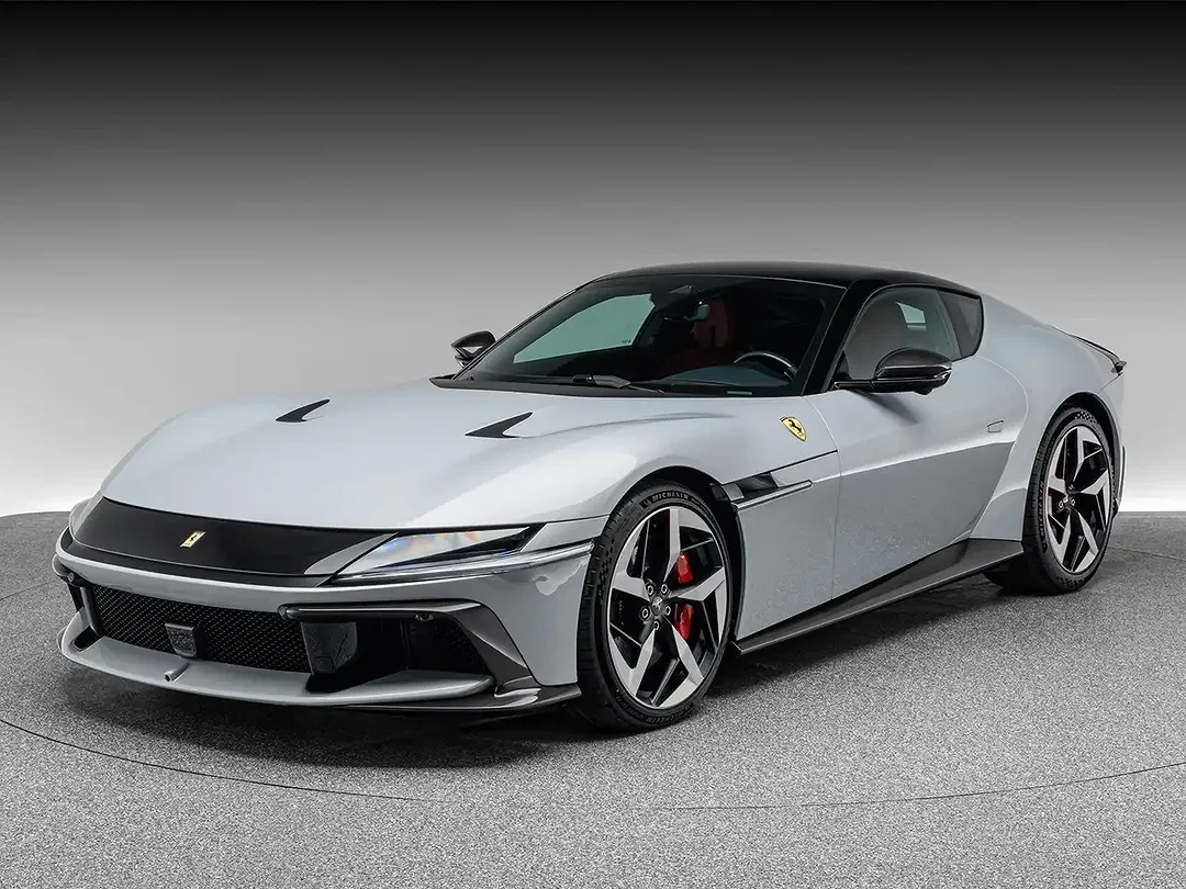 Ferrari 12 Cilindri - foto 1