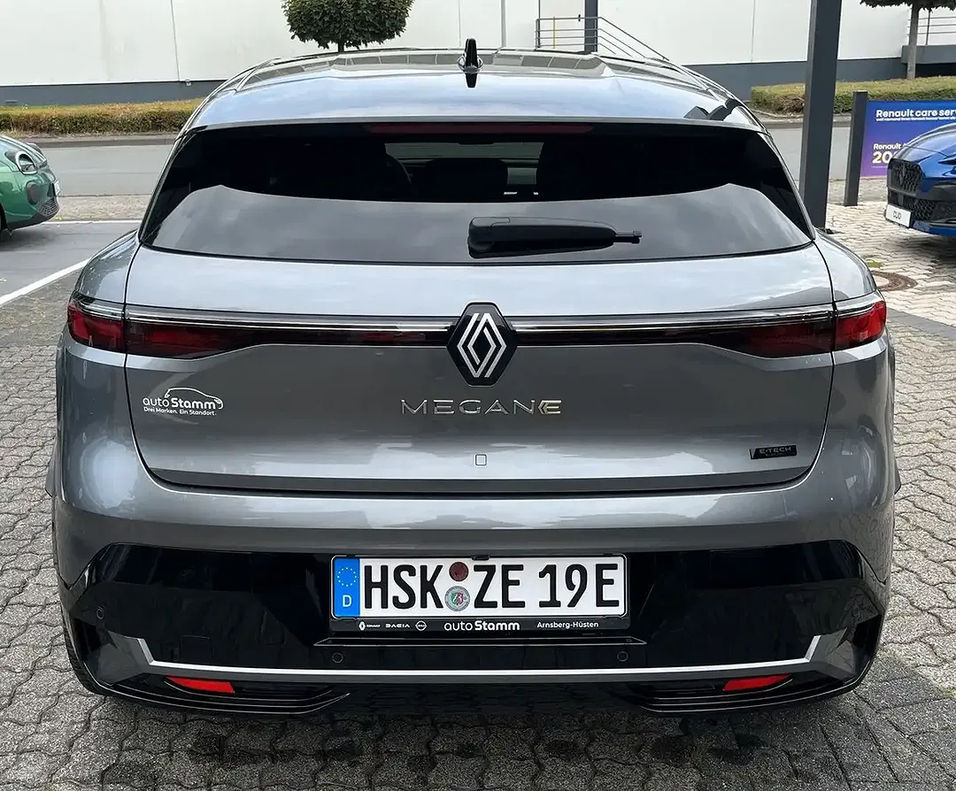 Renault Megane E-Tech Techno - Thumbnail 6
