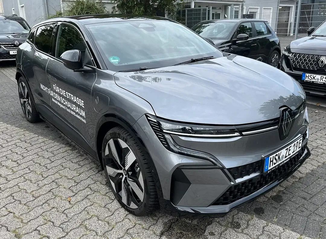 Renault Megane E-Tech Techno - Thumbnail 9