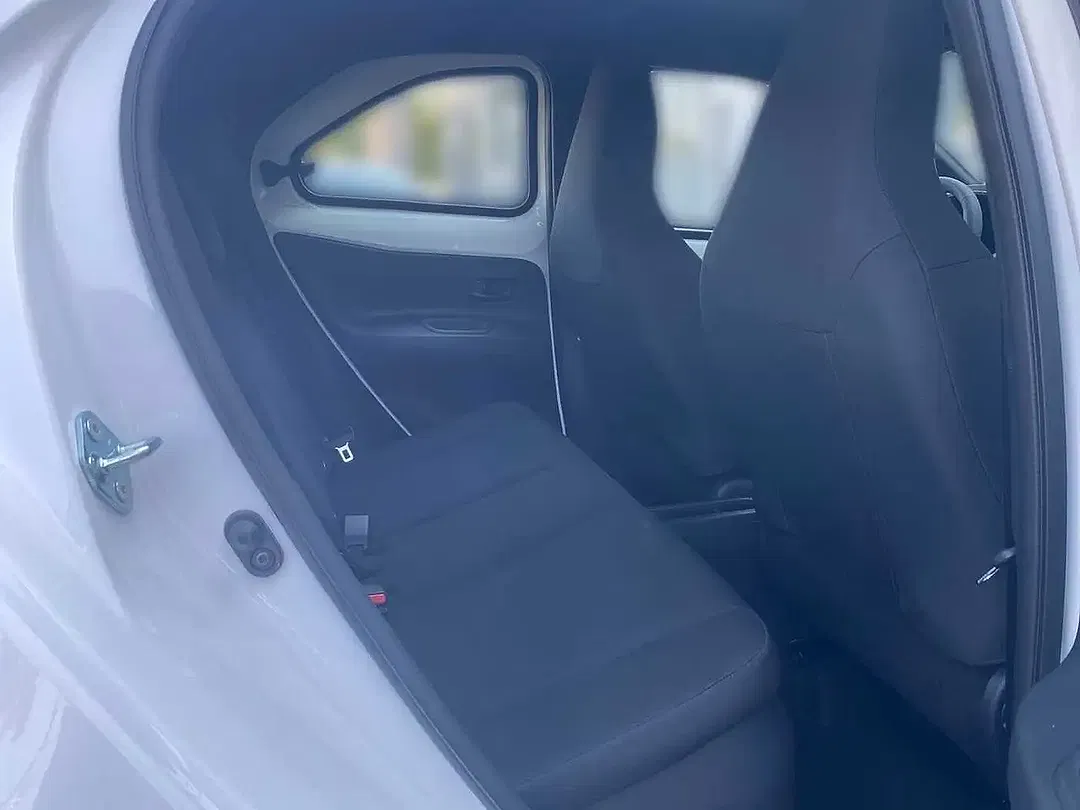 Toyota Aygo X 1.5 Hybrid Active - Thumbnail 7