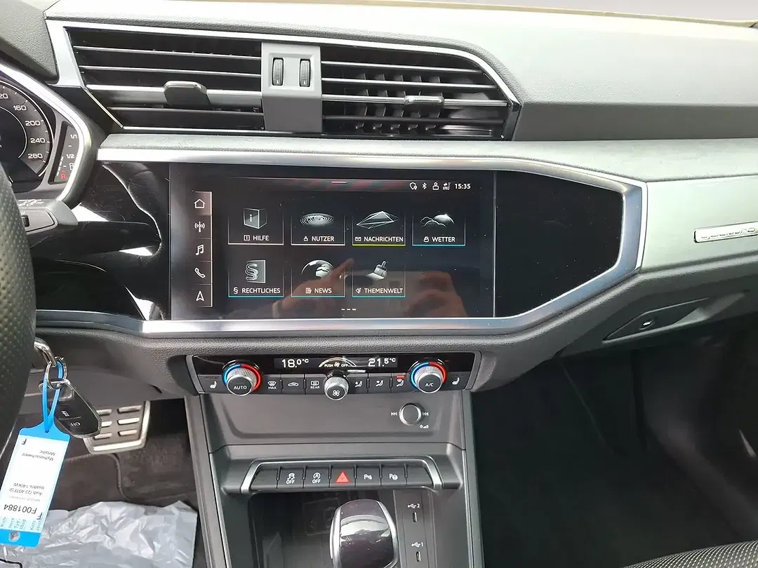 Audi Q3 40 TFSI quattro S line - Thumbnail 13