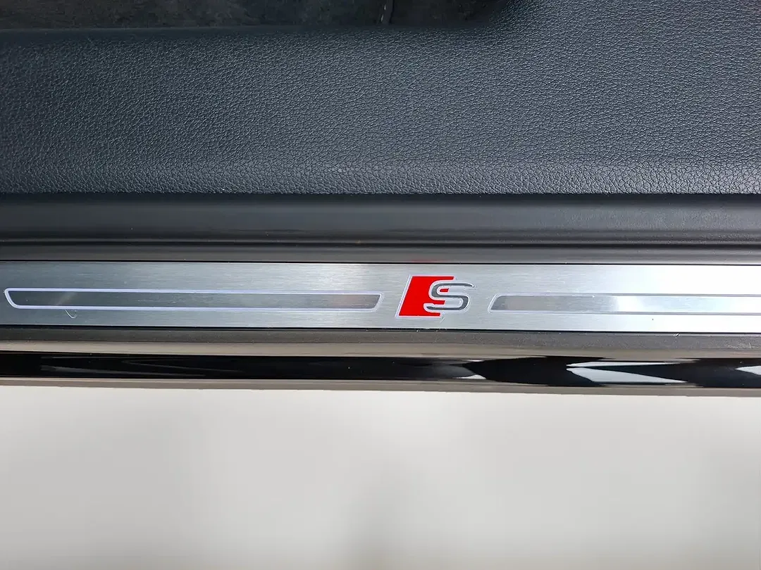 Audi Q3 40 TFSI quattro S line - Thumbnail 18