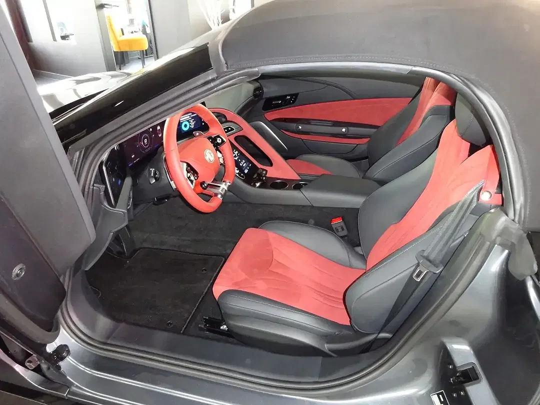 MG Cyberster Xpower - Thumbnail 6