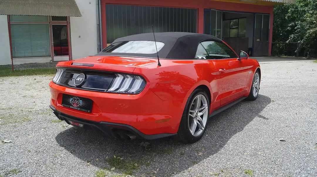 Ford Mustang 5.0 AUT GT - Thumbnail 11