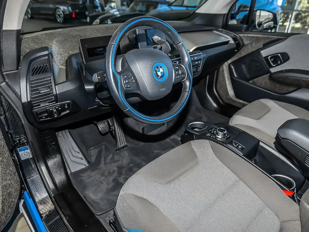 BMW i3 - Thumbnail 17