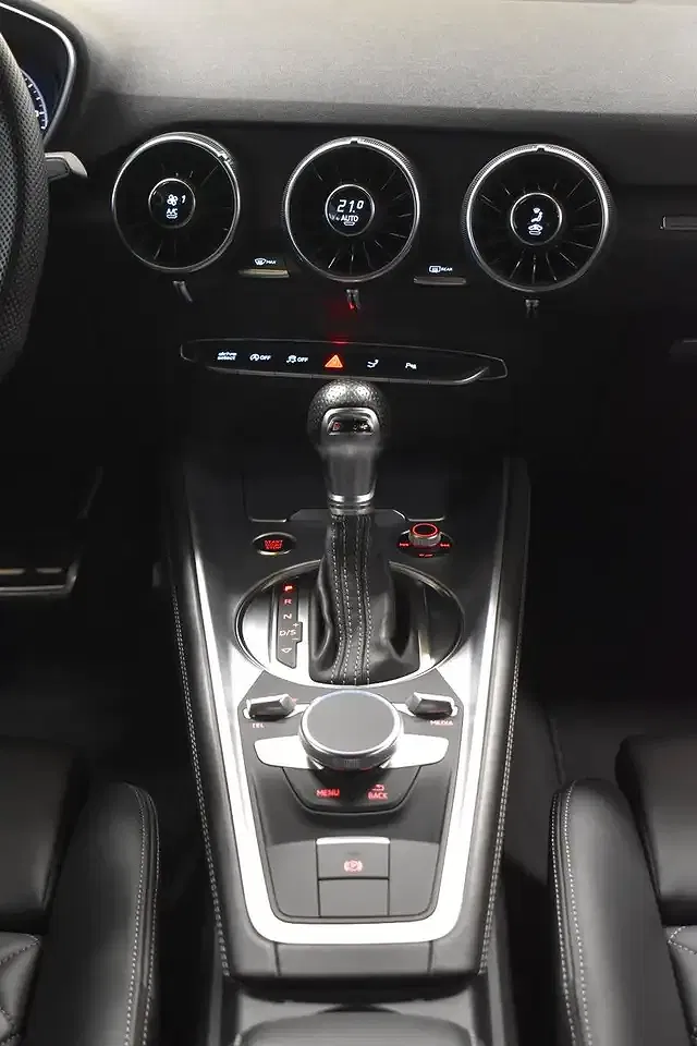Audi TT 45 TFSI Coupe S line - Thumbnail 12