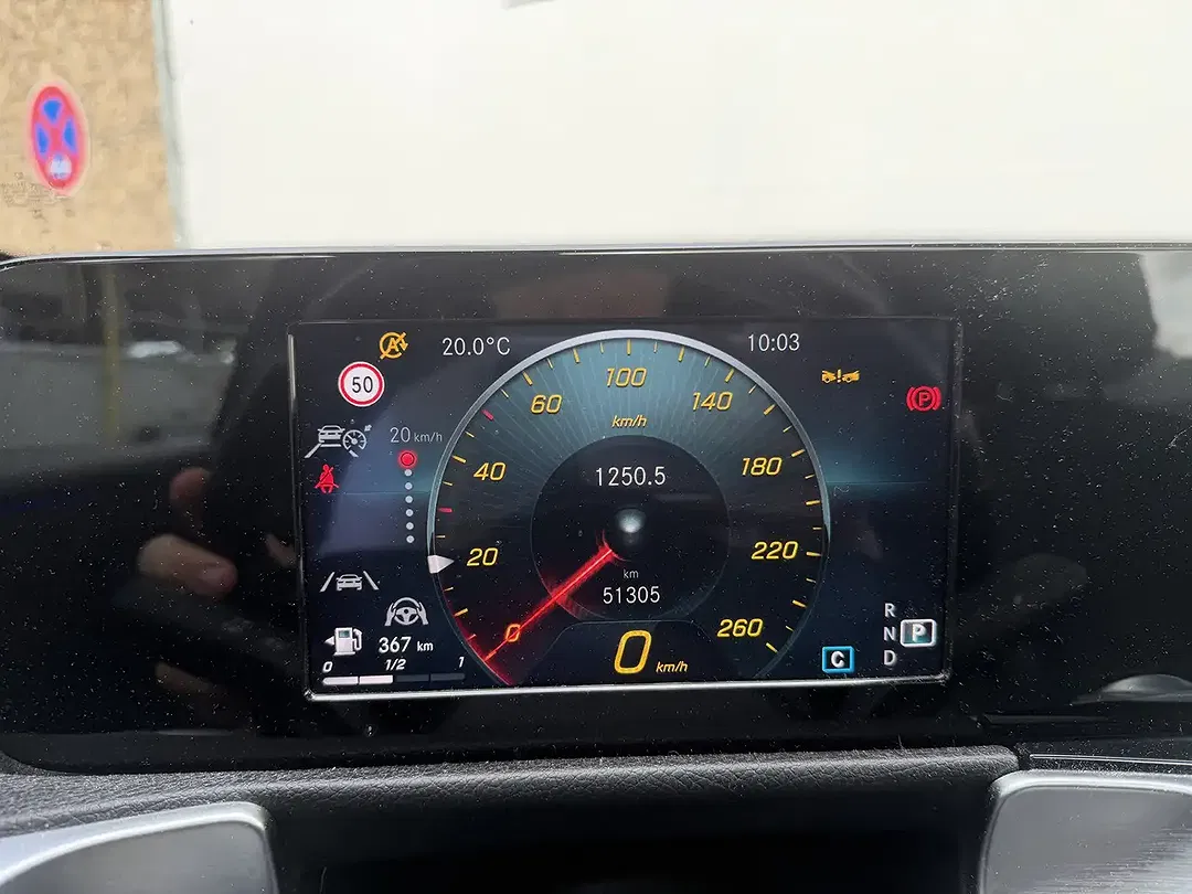 Mercedes-Benz GLB 200 Progressive - Thumbnail 13