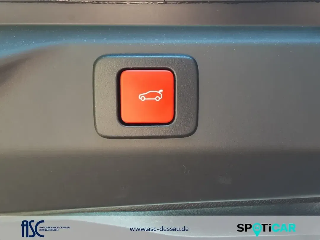 Peugeot 3008 GT Exclusive - Thumbnail 15